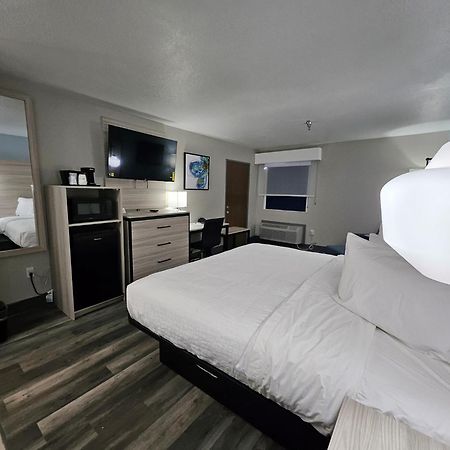 Best Western Wichita North Park City Exterior photo