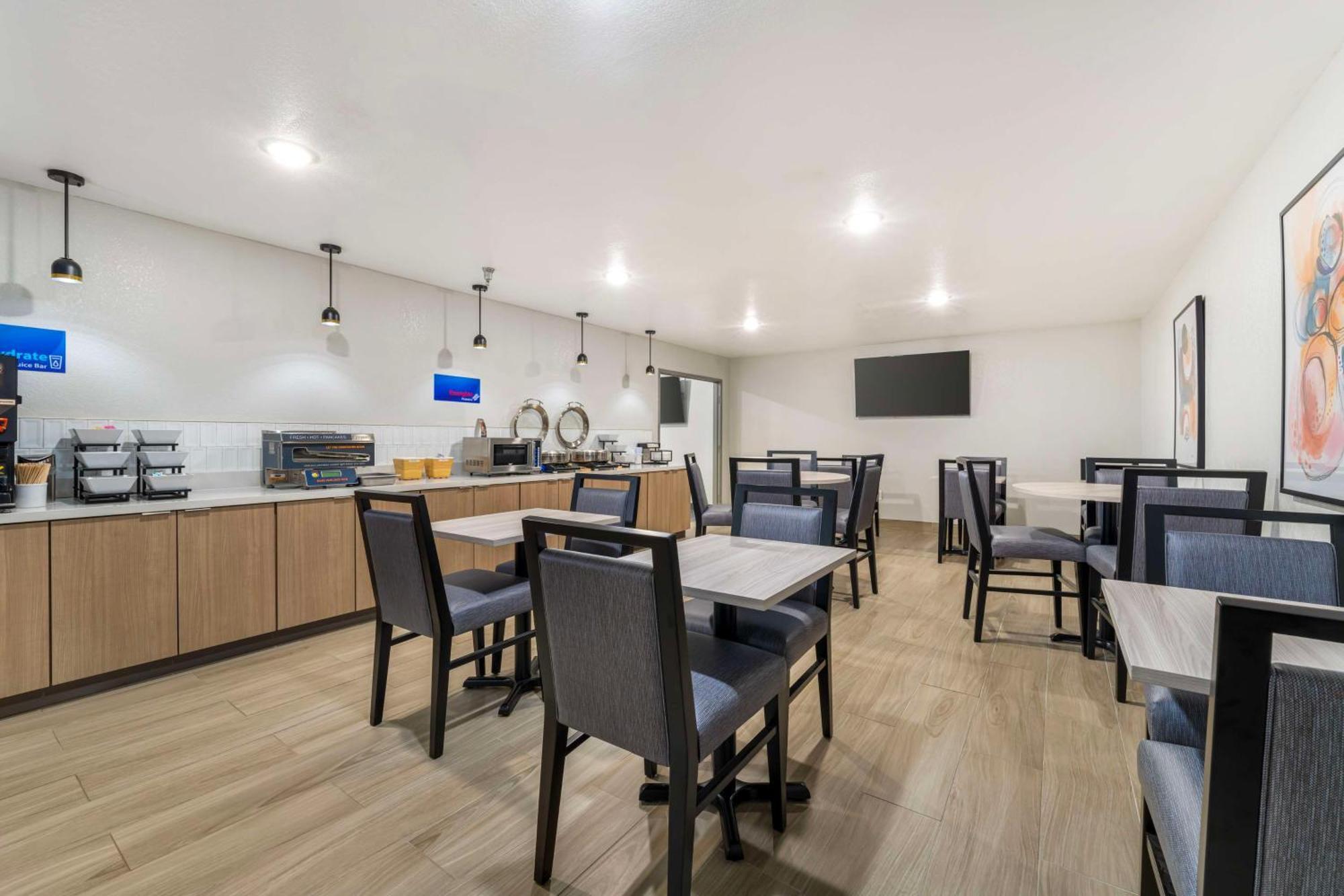 Best Western Wichita North Park City Exterior photo